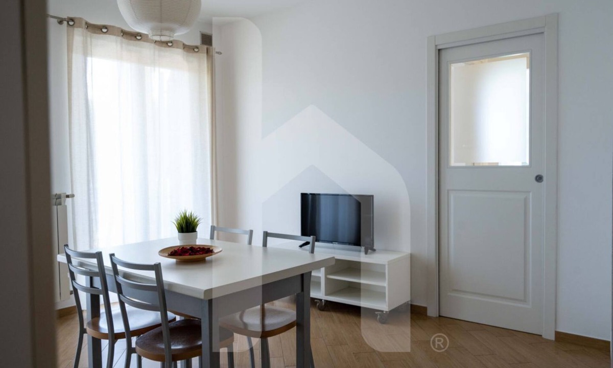 Pineto Apartment | Kreativo - Three-room apartment on the first floor a few steps from the sea