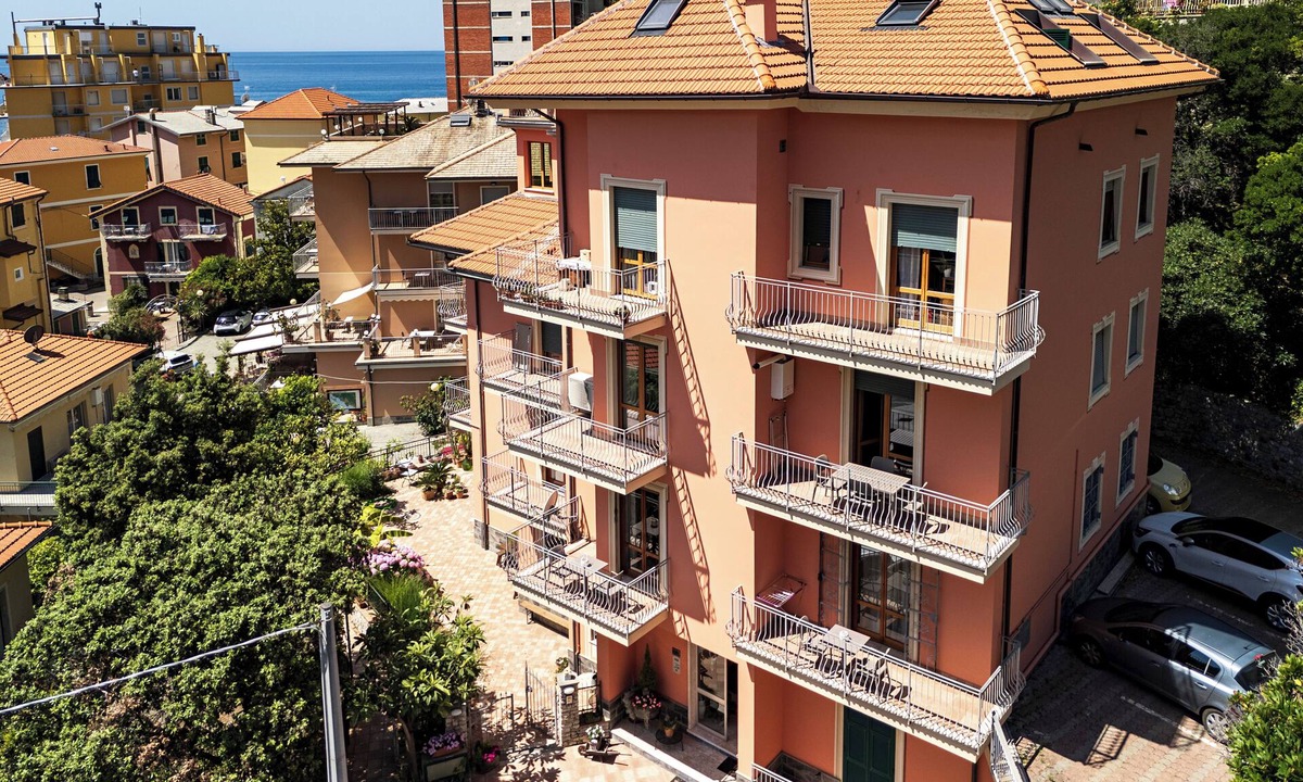 Deiva Marina Apartment | Kriss Apartments