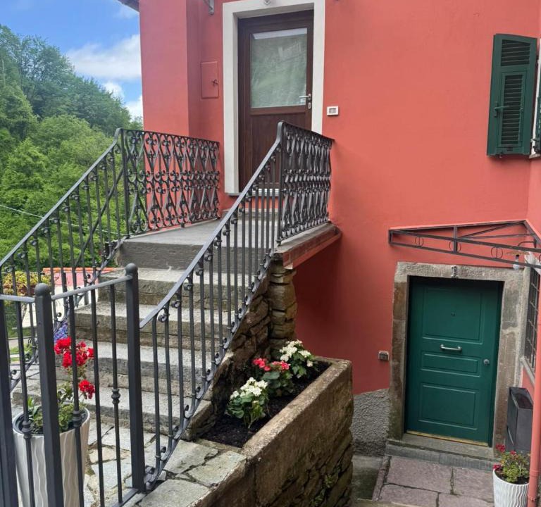 Ricco del Golfo di Spezia House | La casina con giardino