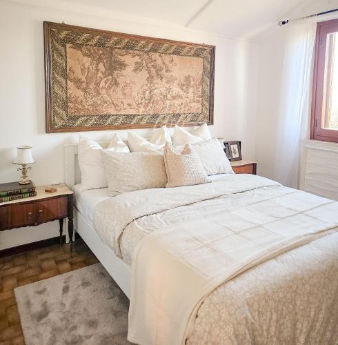 Giove Apartment | La dolce vita - 10 min da A1 autostrada, terrazza sul tramonto , vista panoramica sulle colline