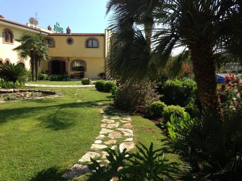 Borgo Santa Maria Hotel | La Locanda del Cavaliere