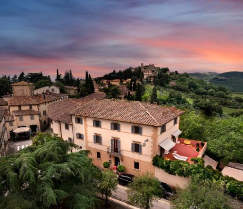 Panzano in Chianti Hotel | La Pensione di Vignamaggio