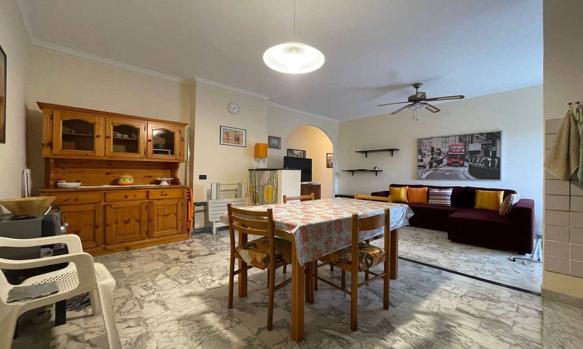 Pietra Ligure Apartment | La Pietra sul Mare Flat with Terrace, Pietra Ligure, Italy