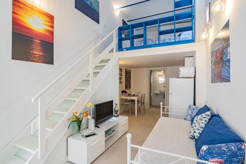 Porto Azzurro Apartment | La Spiaggetta