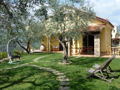 Gorra Bed & Breakfast | La Testa Fra Le Nuvole