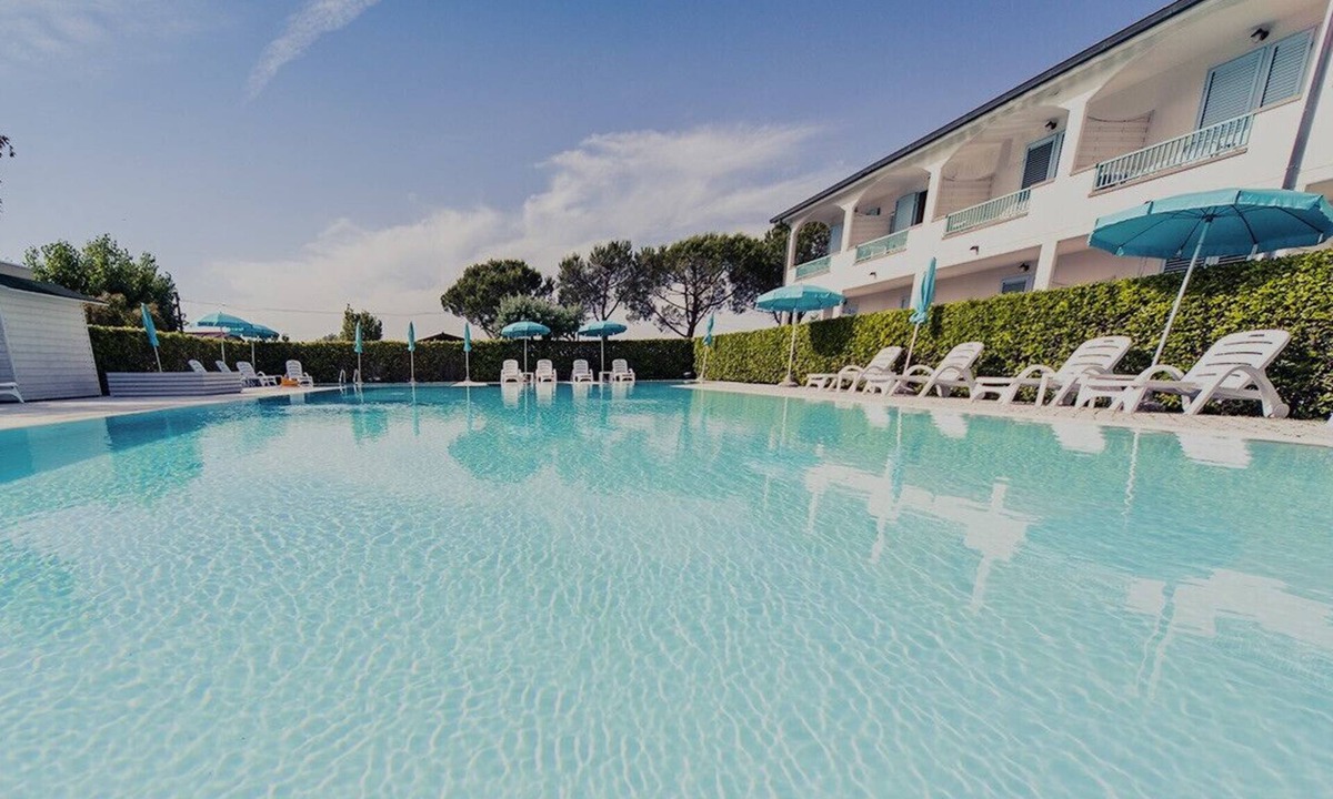 Vada Apartment | La Ventola 4-bedroom apartment in residence with pool, A.C, WIFI