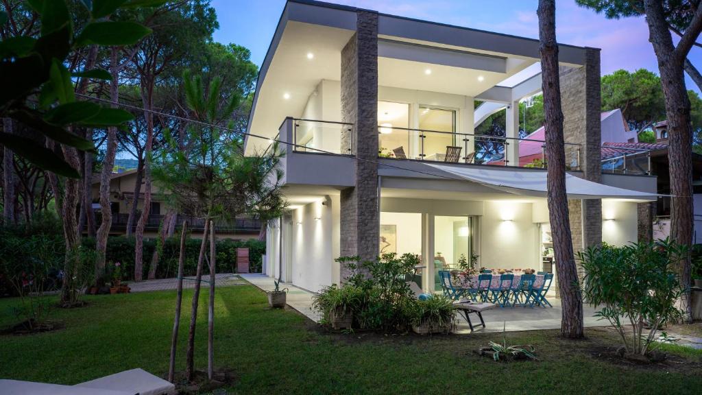 Castiglione della Pescaia Villa | LA VILLA IN PINETA 10, Emma Villas