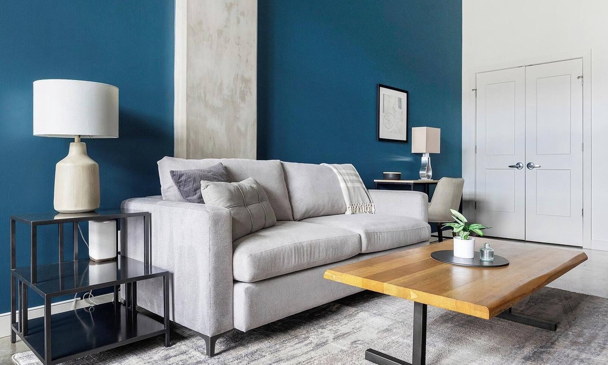 River North Art District Apartment | Landing | Modern Studio, Gym, Clubhouse