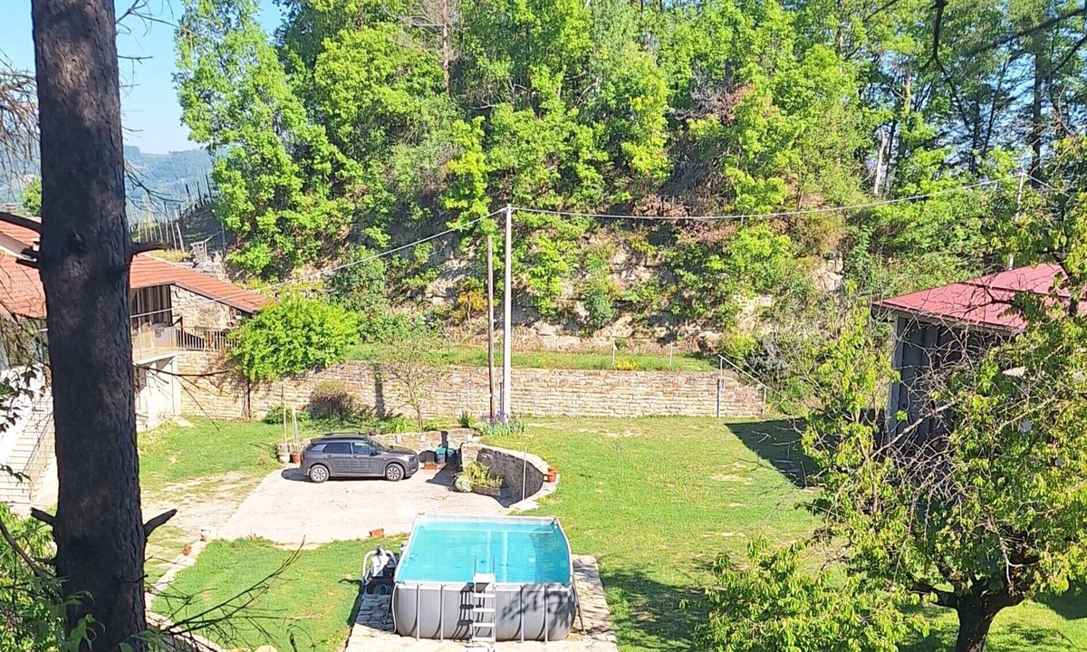 Cortemilia House | Large panoramic vacation home for groups in Langhe