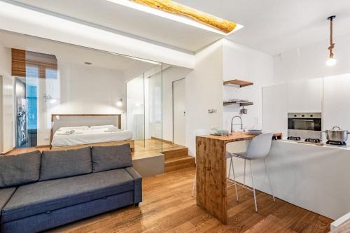 Rezza Apartment | Lavagna Central Loft - Happy Rentals