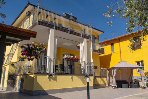 Casarza Ligure Bed & Breakfast | LE GEMME Bed & Breakfast con parcheggio e giardino