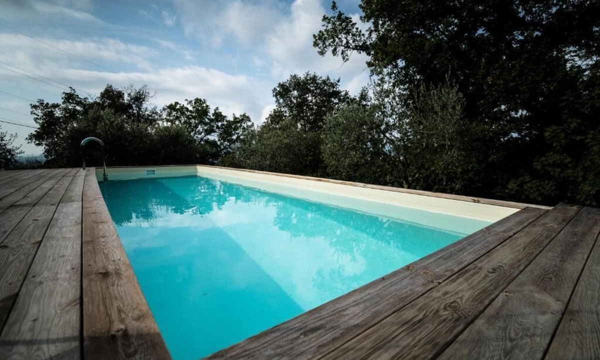 Castelnuovo Magra Apartment | Little nice flat with pool