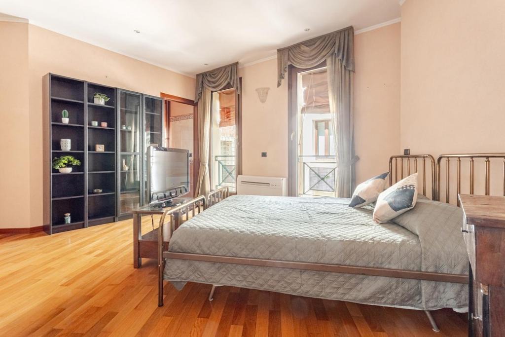 Ferrara Historic Centre Apartment | Live the History- A due passi dal Castello