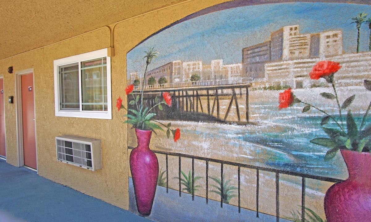 West Athens Hotel | Los Angeles Inn & Suites - LAX