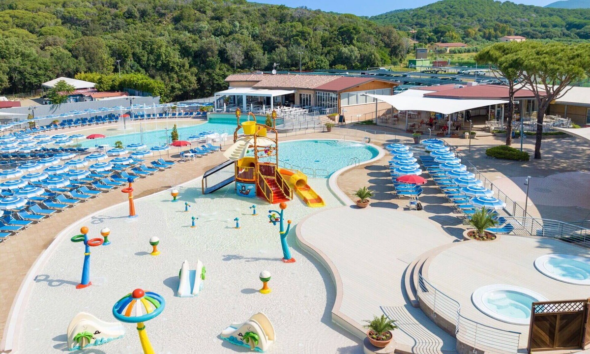 Le Rocchette House | Lovely apartment in villa for 5 people with WIFI, pool, A/C, TV and patio