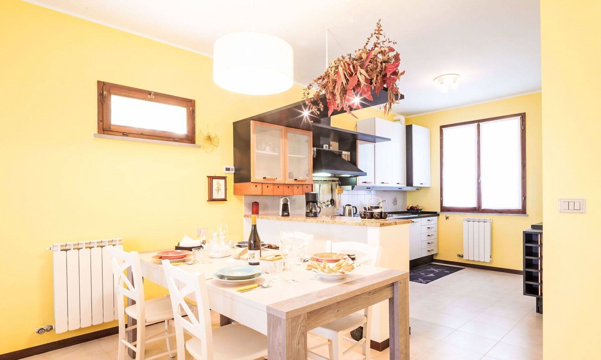 Vernazza Apartment | Lovely apartment for 5 people with WIFI, pool, A/C, TV and terrace