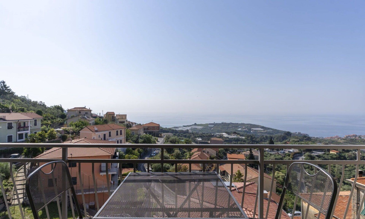 Terzorio Apartment | Lovely apartment for 6 people with A/C, WIFI, balcony and pets allowed