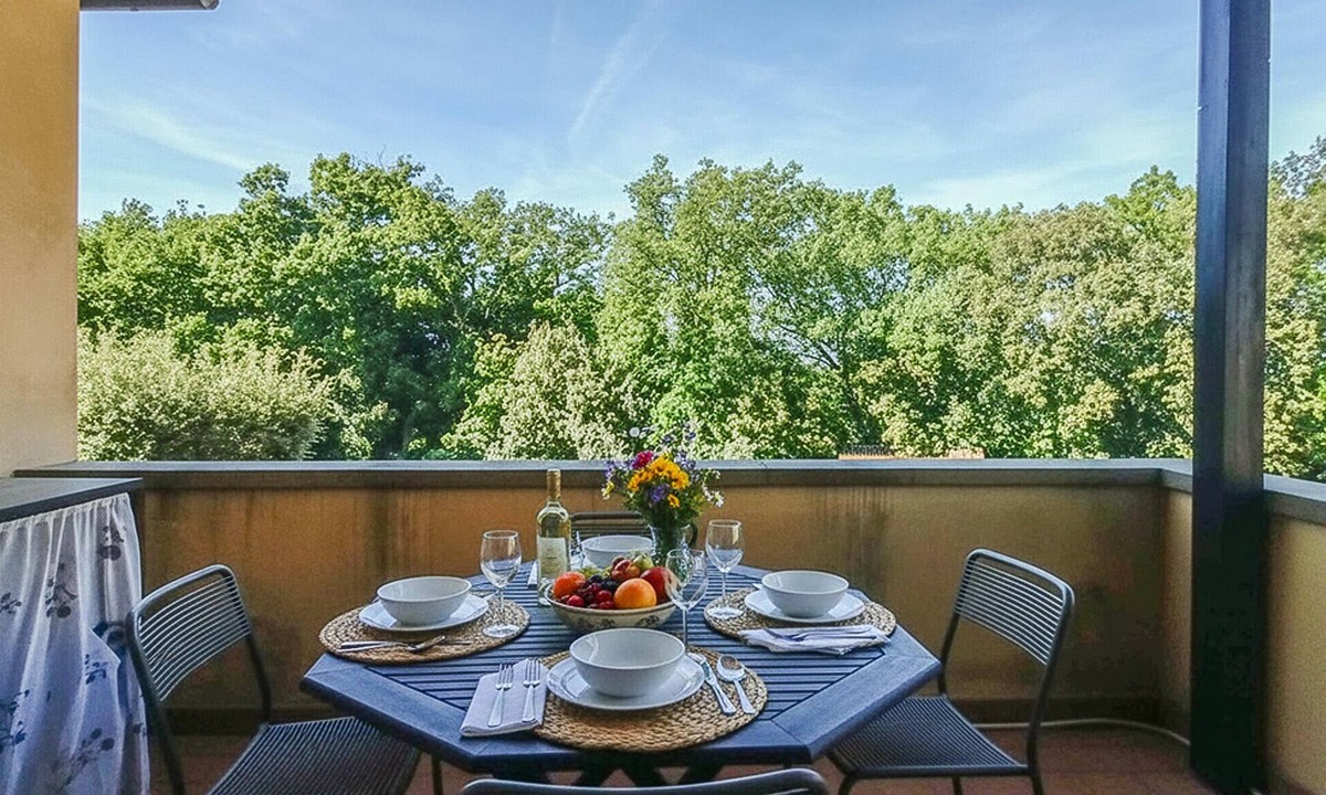 Montescudaio Apartment | Lovely apartment in Montescudaio with WiFi