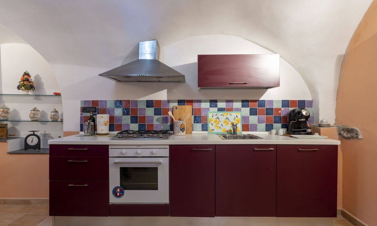 Boscomare House | Lovely apartment in villa for 2 guests with WIFI