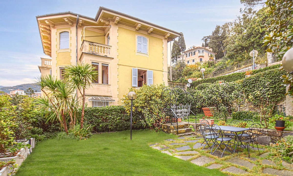 Rapallo Apartment | Lovely apartment in Rapallo with WiFi