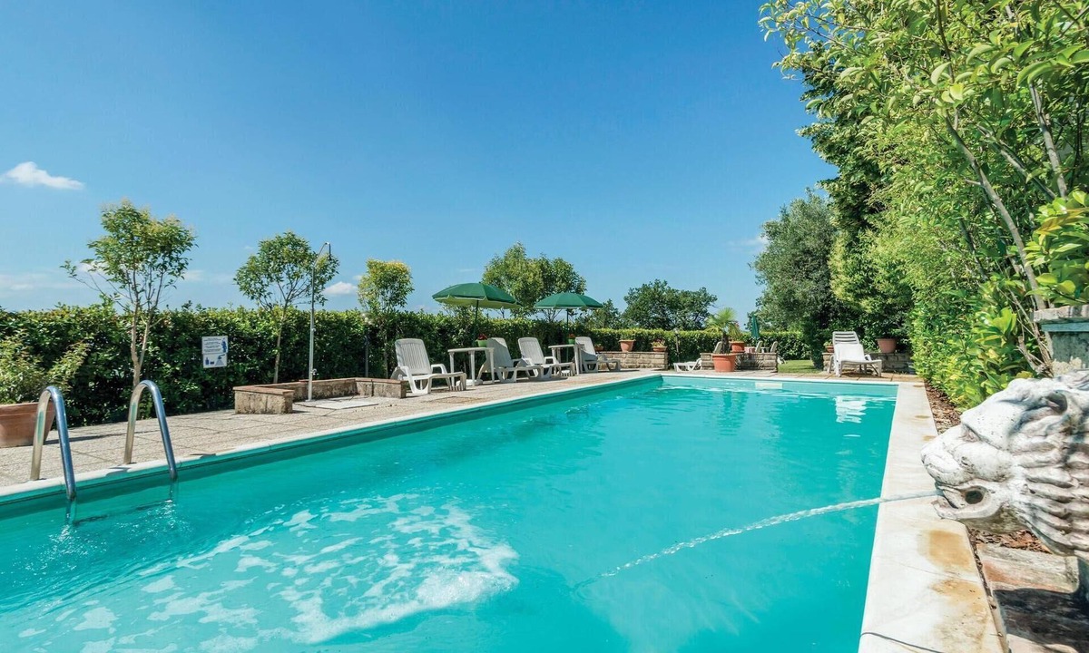 Collesanto House | Lovely home in Magione with swimming pool