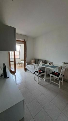 Assago Apartment | Luna Apartment vicino M2 e Forum Assago