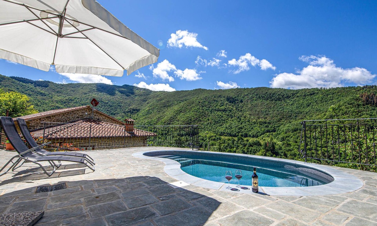 Bibbiena House | Luxurious home in Pian del Ponte
