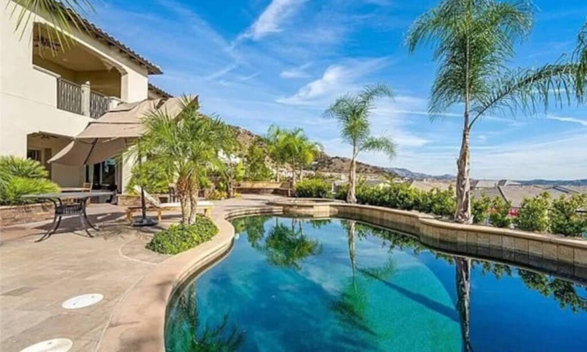 Azusa Villa | Luxurious Villa with Million-Dollar Views, Pool and Spa.