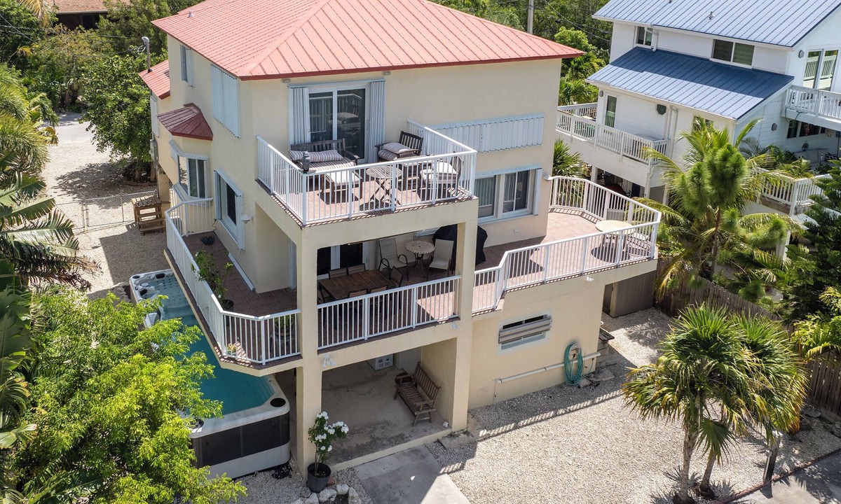 Cutthroat Harbor Estates House | Luxury 4BR Cudjoe Key Retreat | Swim Spa, Dockage & Boater's Paradise