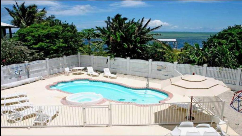 Cudjoe Key Villa | Luxury OceanView Friendly Villa Near Key West