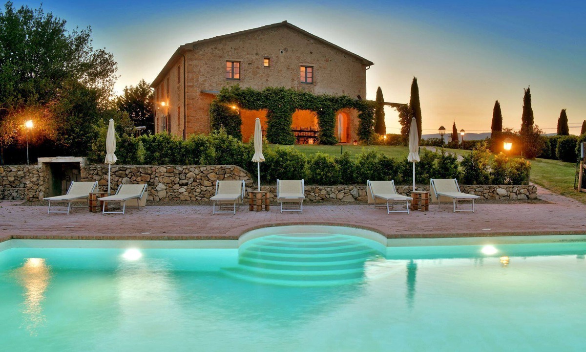 Casale Marittimo Villa | Magnificent stone house 10 km from the sea with solarium and heated pool.