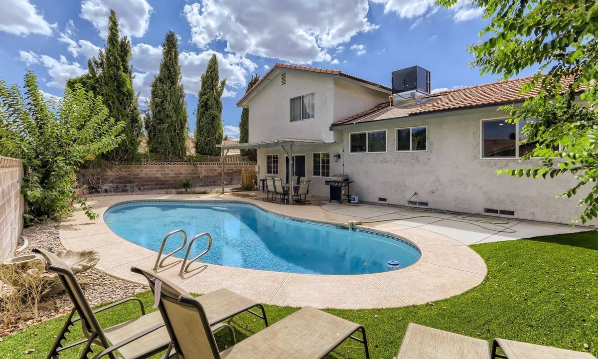 Spring Valley Villa | MidCentury Modern Home w/Pool | 10 Min to Strip!