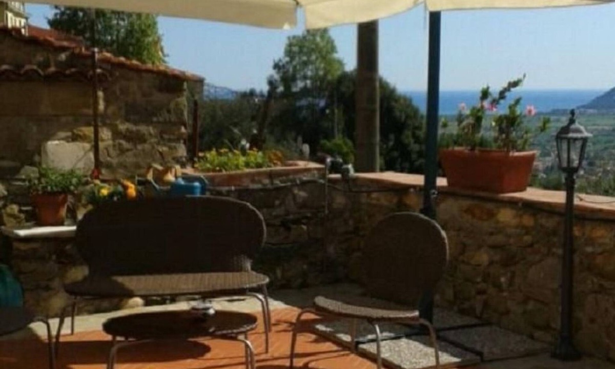 Castelnuovo Magra Apartment | mit Wasserblick by Interhome