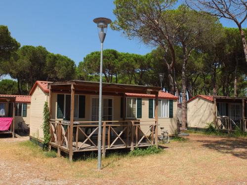 Zadina Pineta Ski Chalet | Mobile Home in Cesenatico by Adriatic Sea