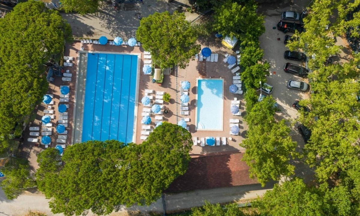 Tuoro sul Trasimeno Resort | Mobilhome Standard - Two Bedroom Resort, Sleeps 6