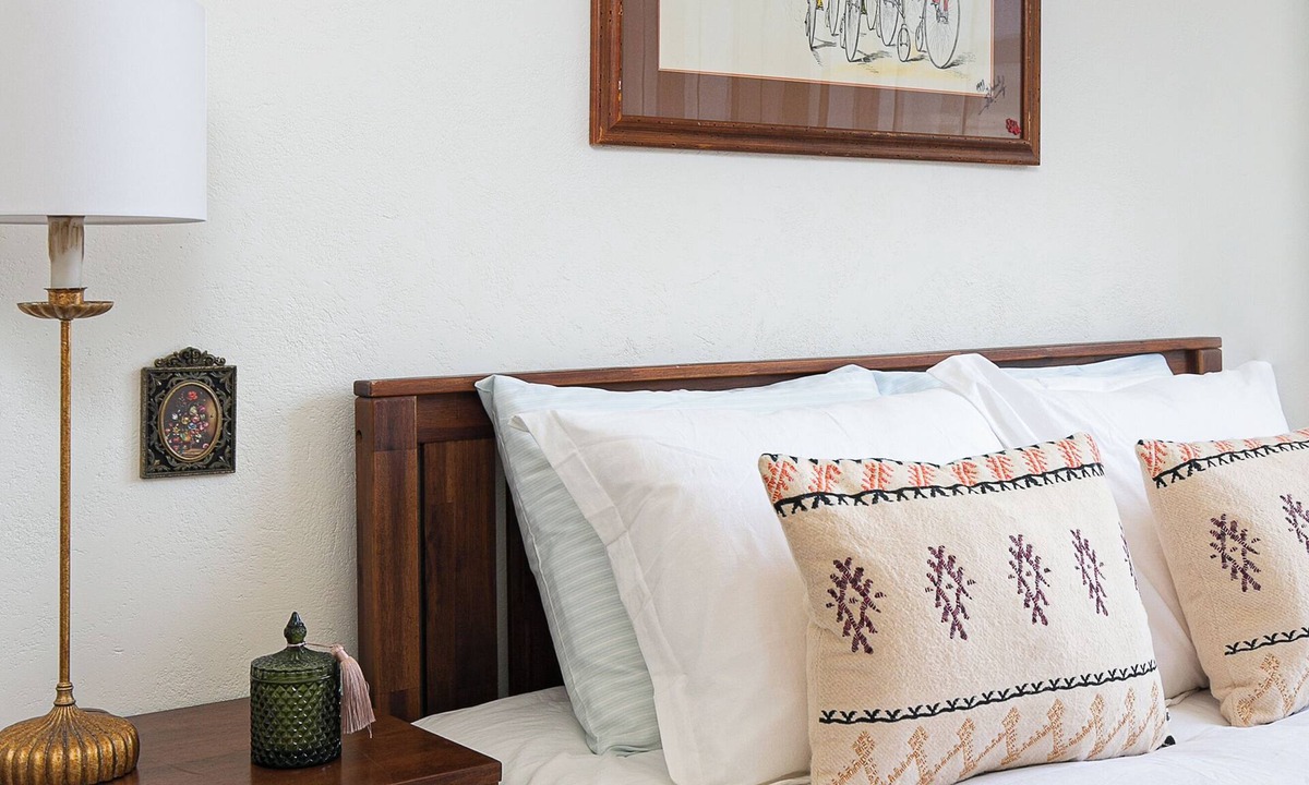 Westlake Apartment | Modern Studio Oasis! Close to Downtown LA!