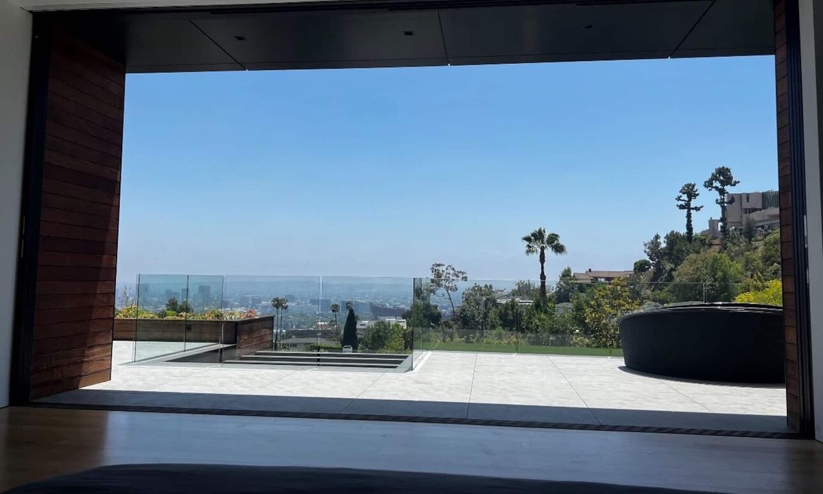 The Bird Streets Villa | Modern Sunset Strip 3 Bedroom View Home with Pool & Spa