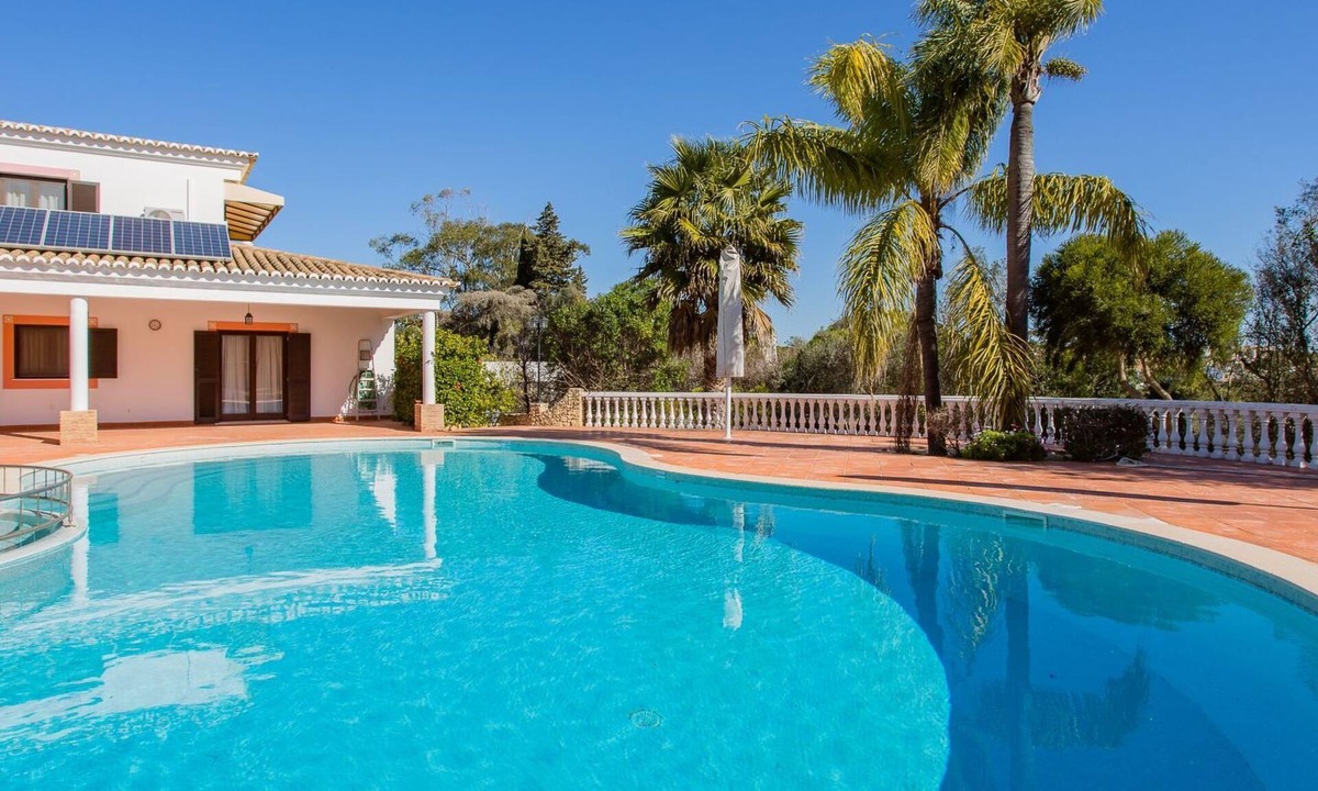 Vale de Centianes House | Mouraria, beeindruckende Villa im maurischen Stil by Interhome