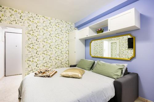 Historic Centre Apartment | My Dimora Savonarola - Elegant with garden view