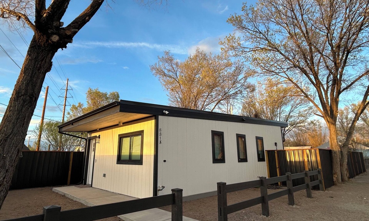 Alamosa House | NEW Luxe Private Tiny Home near the Sand Dunes - Sleeps 5 - #1474