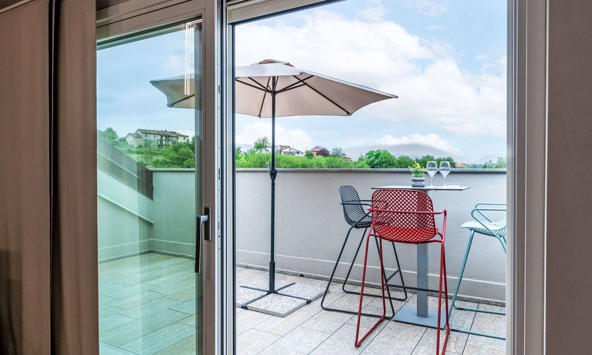 Briaglia Apartment | Nice apartment for 4 people with WIFI, A/C, TV, terrace and panoramic view