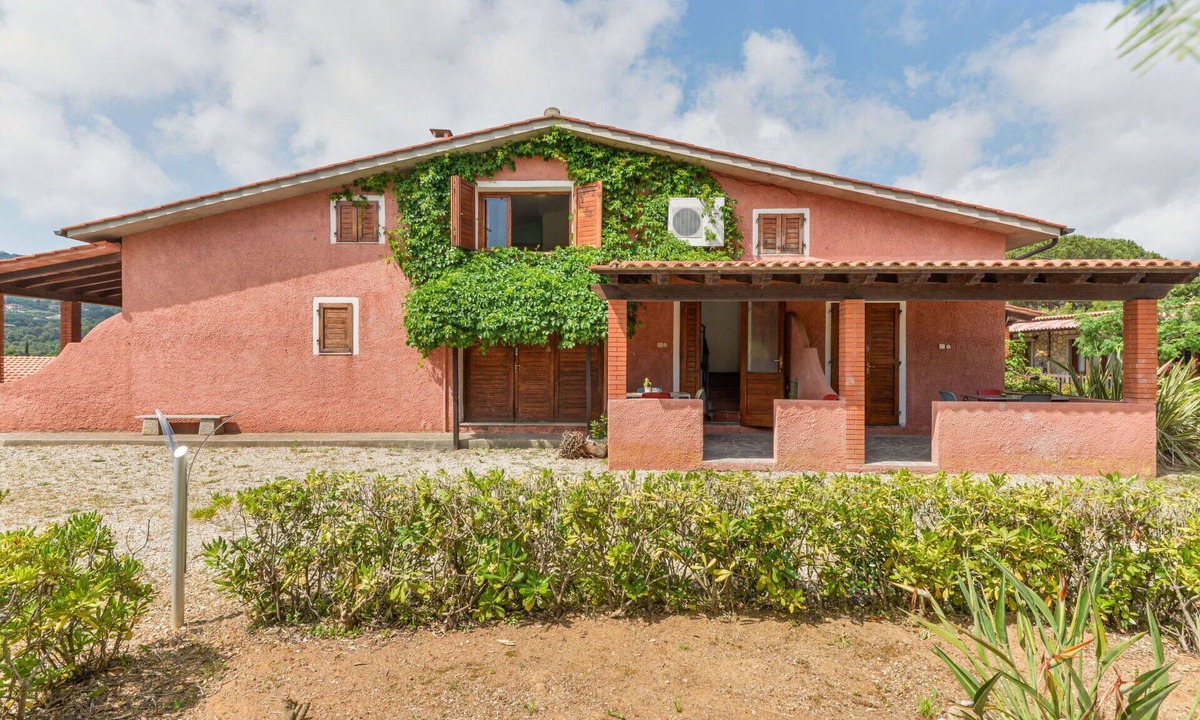 Naregno Apartment | Nice apartment for 4 people with A/C, WIFI, pool and terrace