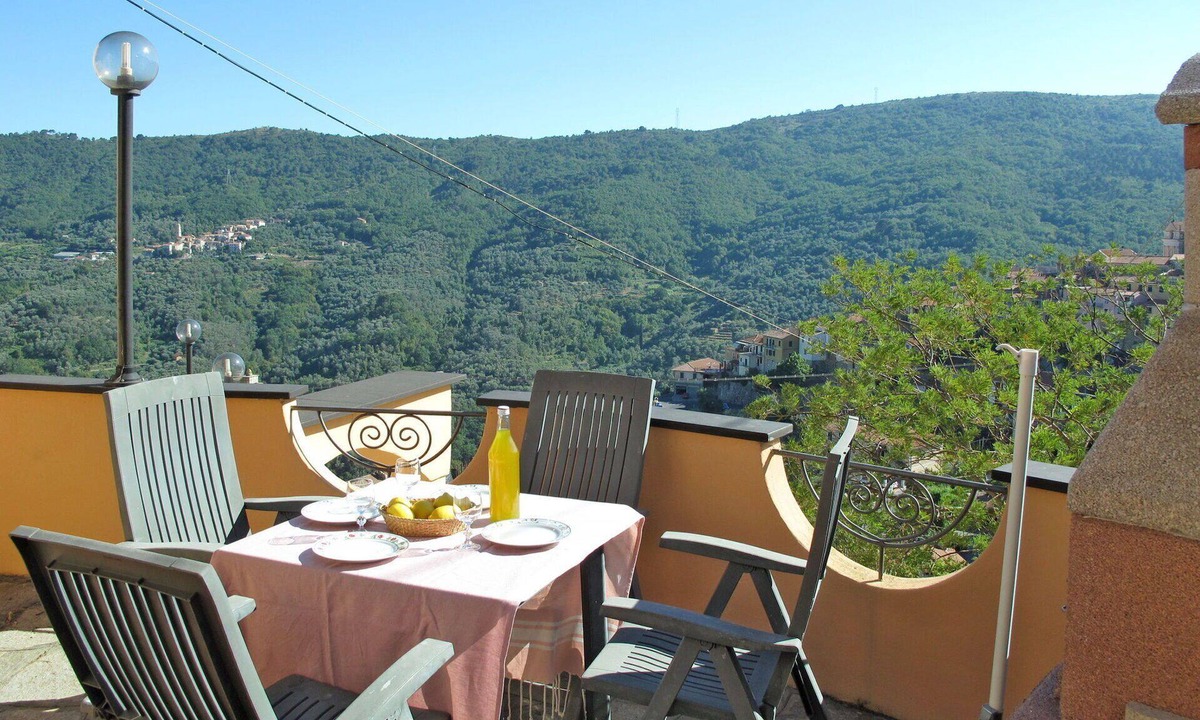 Boscomare Apartment | Nice apartment for 5 people with WIFI, TV, terrace and panoramic view