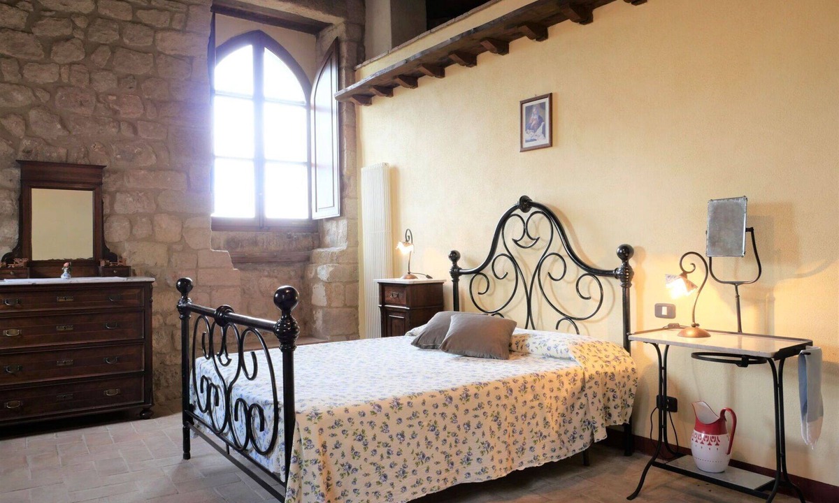 Roccastrada Villa | Nice apartment in villa for 8 guests with WIFI, TV, patio and pets allowed