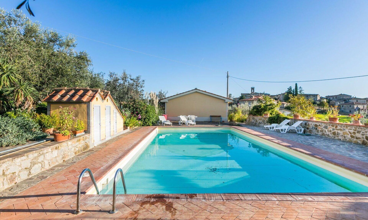 Rietine House | Nice apartment in villa for 6 guests with pool, WIFI, TV, terrace, pets allowed and panoramic view