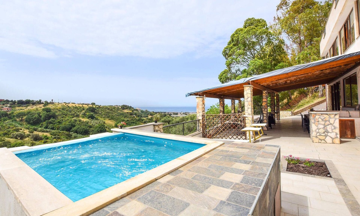 Civitavecchia House | Nice home in Civitavecchia with sauna
