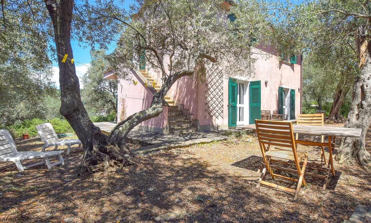 Le Grazie House | Nice home in Le Grazie -SP- with WiFi