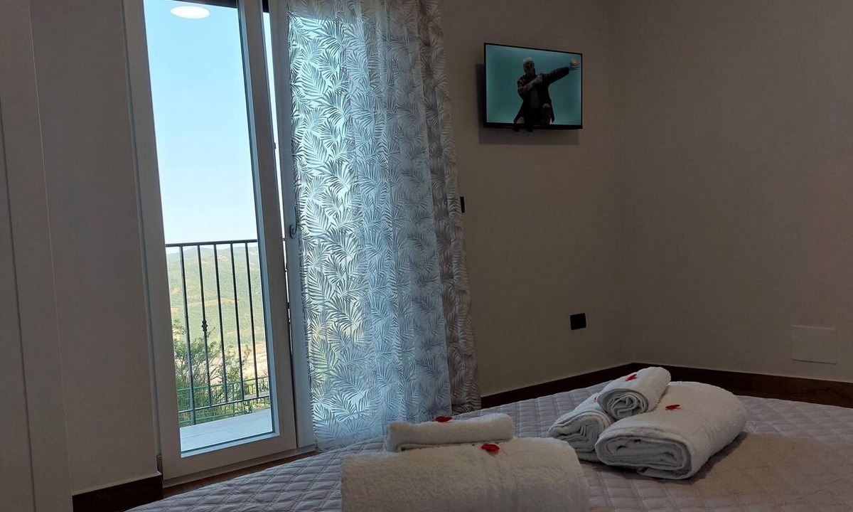 Noepoli House | Nirvana Experience bed and breakfast
