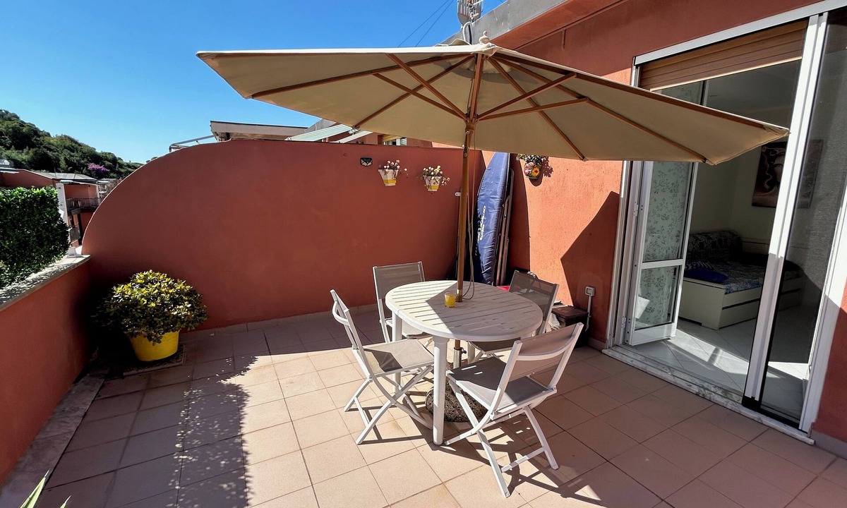 Borgo Antico Apartment | Nives Cosy Apt in the Center with terrace and A/C