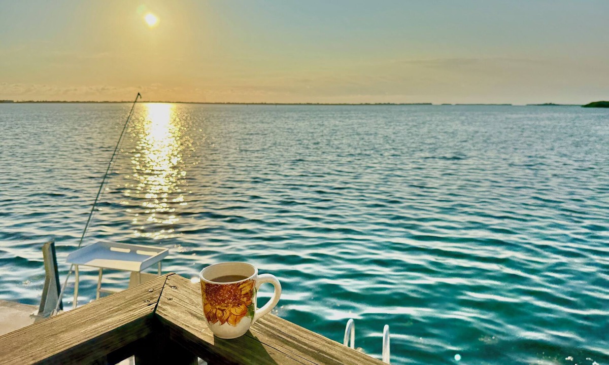 Cudjoe Key House | Oceanfront w/stunning open water views and private seawall! 30 mins to Key West!
